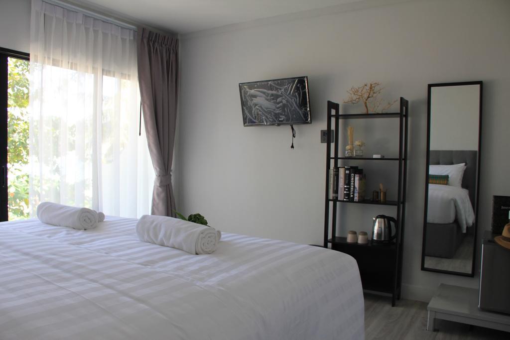 Phuket Thai Kamala Beach Front מראה חיצוני תמונה