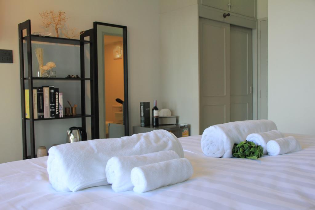 Phuket Thai Kamala Beach Front מראה חיצוני תמונה