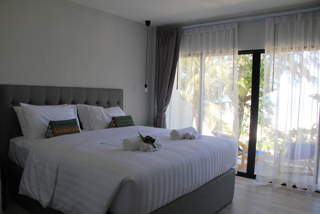 Phuket Thai Kamala Beach Front מראה חיצוני תמונה